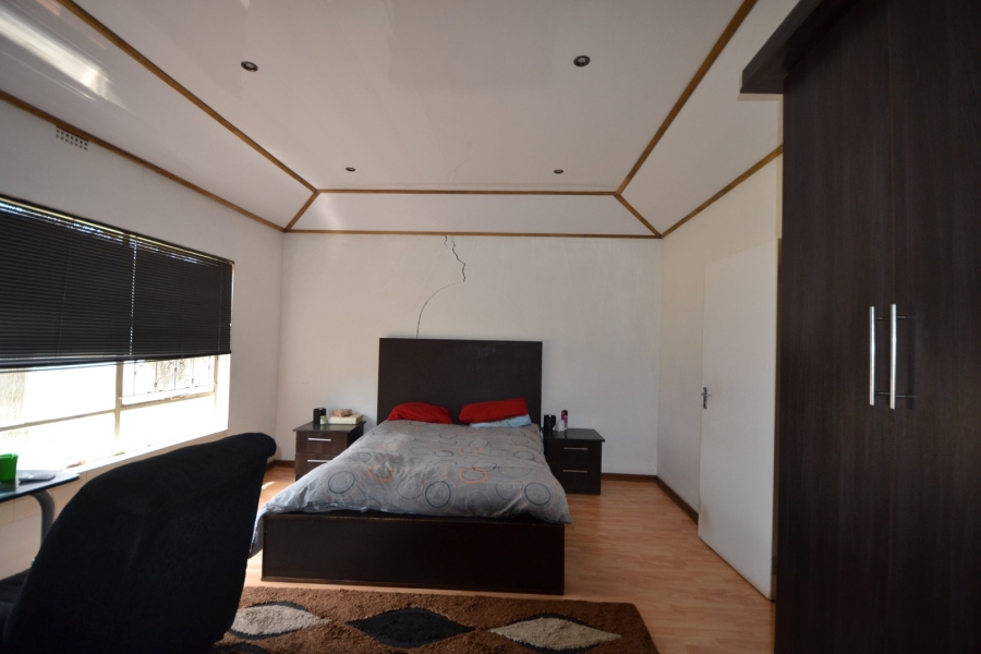 4 Bedroom Property for Sale in Hennenman Free State